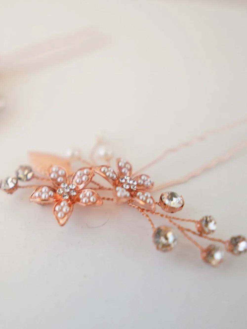 Set of 3 Rose Gold Floral Bridal Hair Pins Rhinestone Pearl Wedding Hair Accesso